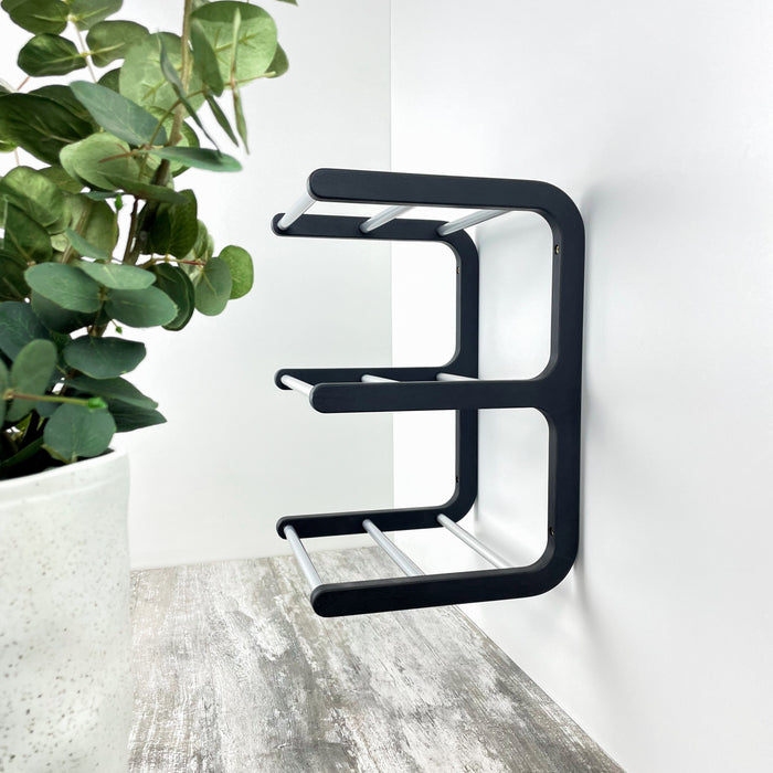 Трирівнева настінна обувничка: Чорний + срібний колір