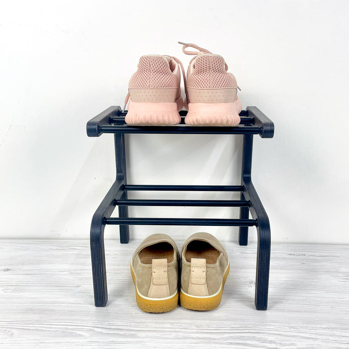 Полиця для взуття: колір болотний дуб та чорні трубки