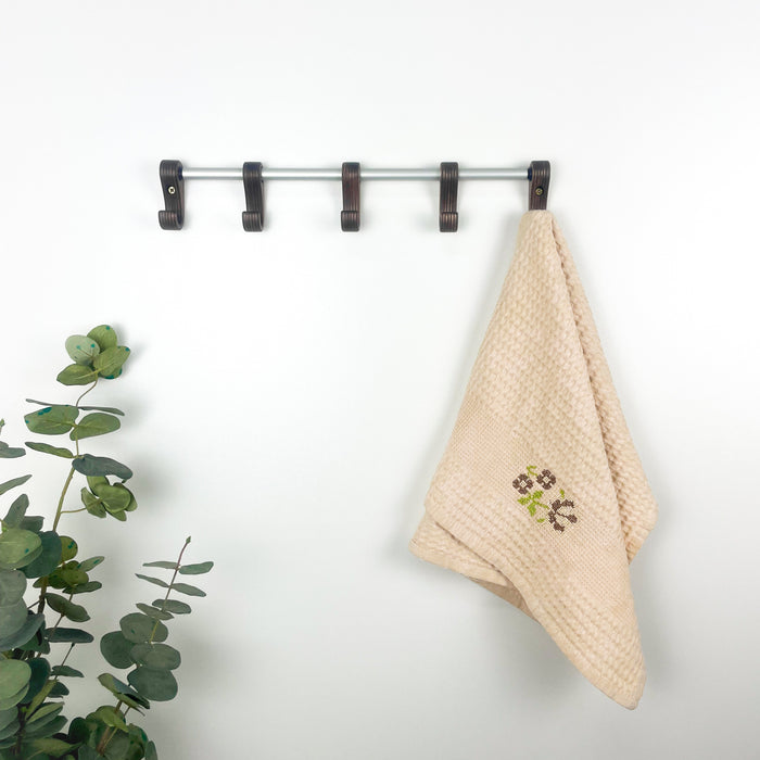 Дерев'яний настінний тримач для рушників