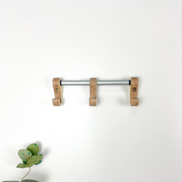 Настінна дерев'яна вішалка для рушників на кухню | Еко дизайн