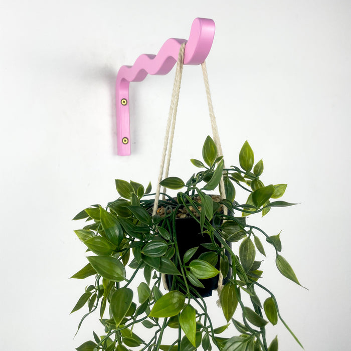 Рожевий кронштейн для кашпо з дерева 30 см х 15 см