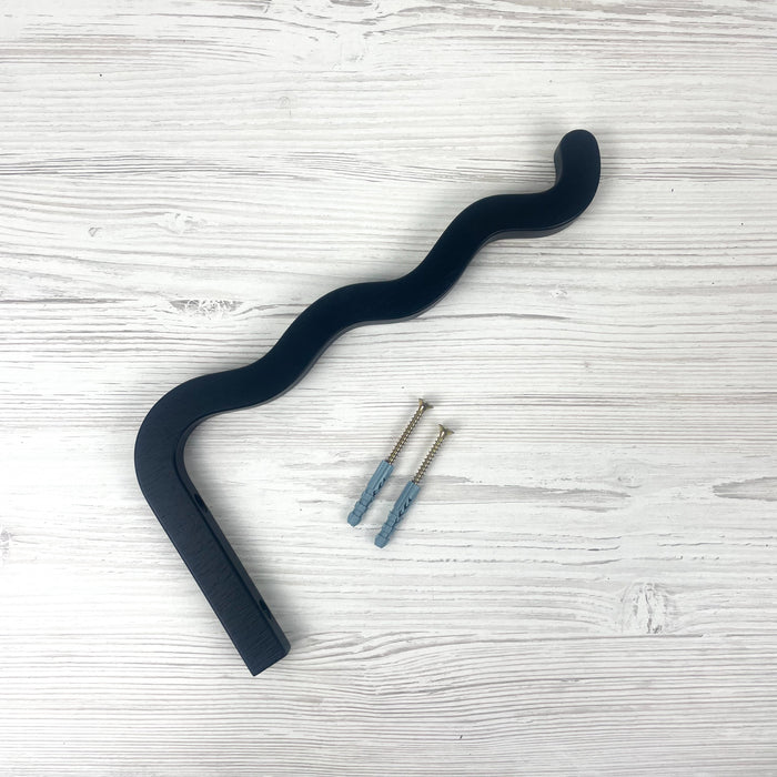 Чорний еко-кронштейн з дерева 30 см х 15 см