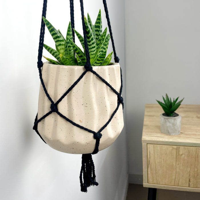 Чорний кронштейн для кашпо з дерева | 10 см х 15 см