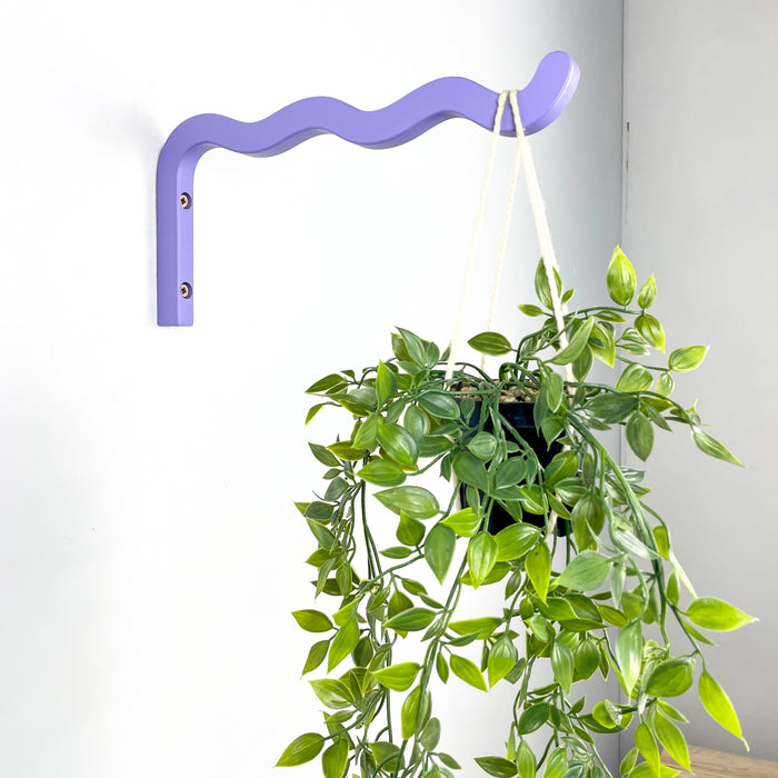 Фіолетовий кронштейн для кашпо з дерева 30 см х 15 см