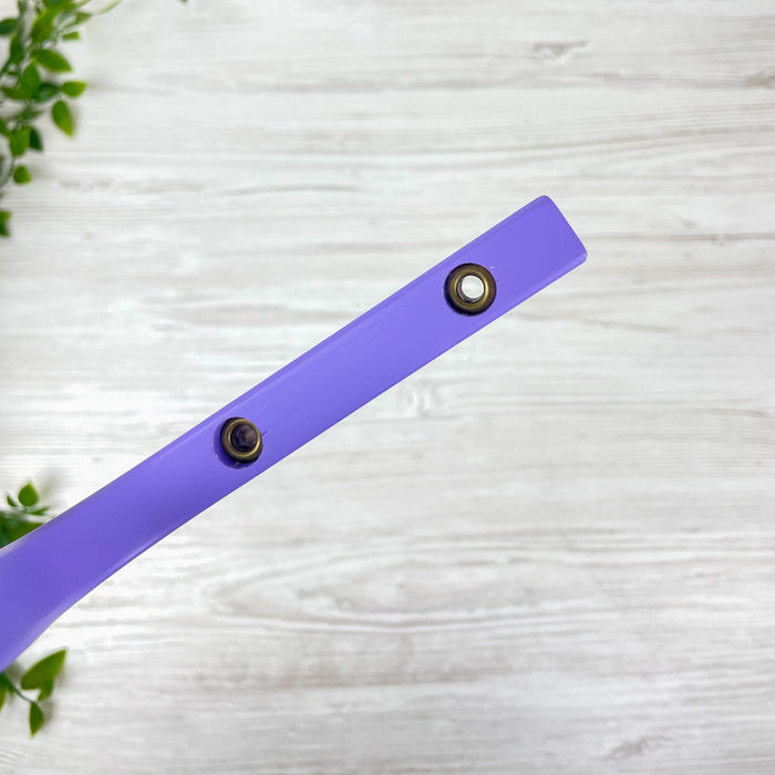 Фіолетовий кронштейн для кашпо з дерева 30 см х 15 см