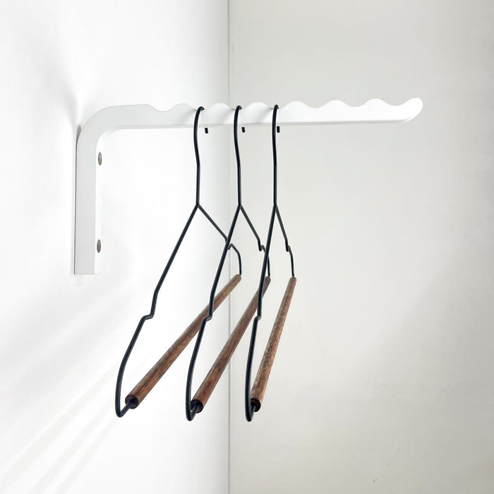 Настінна вішалка для одягу з дерева | Білий колір