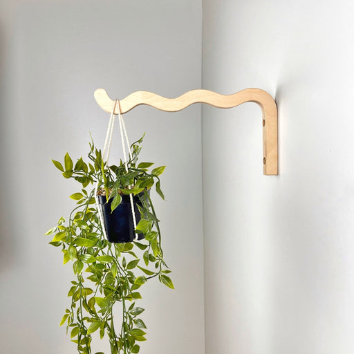 Long Wavy Plant Bracket | Natural 12"x6" - Image 1